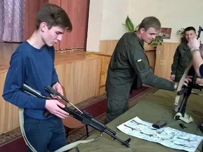 spivrobitnicztvo-naczgvardiya-i-shkilni-dzhuri